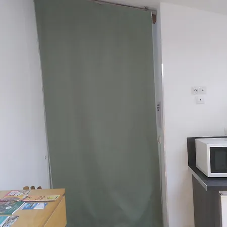 A L'etage D'une Ancienne Batisse *