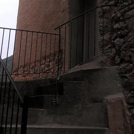 A L'etage D'une Ancienne Batisse